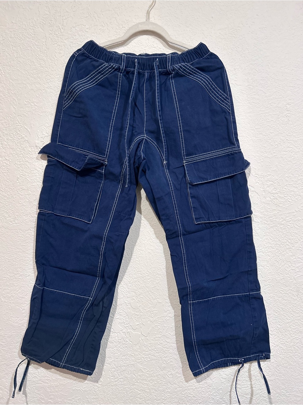 Forever 21 Navy Elastic Waist Pants with White Stitching
